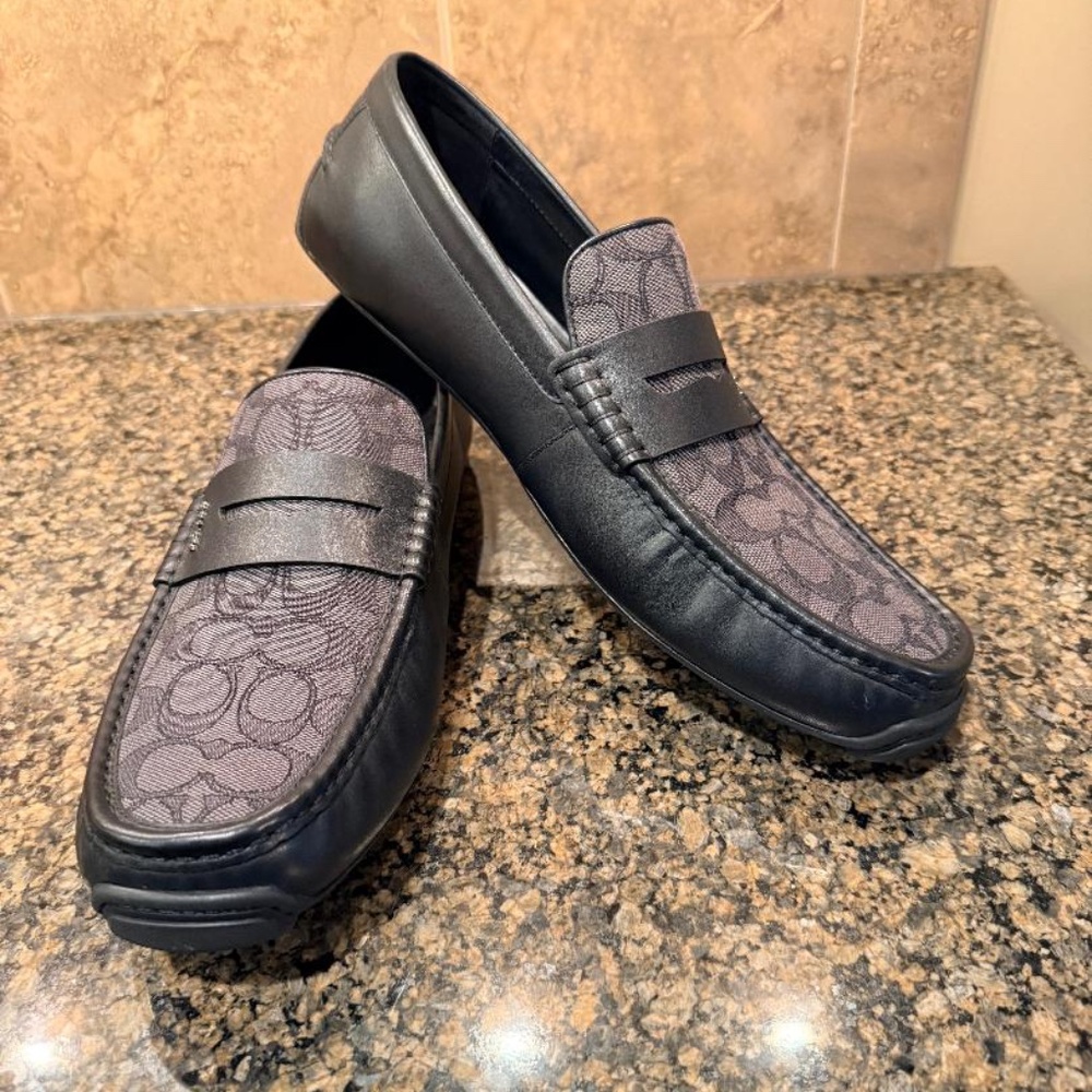 New without Box - Men Coach Liam Signature Driving Shoes size 13D Black Leather